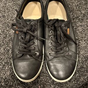Size 8  or 39 Ecco Soft 7 sneaker.  Black leather